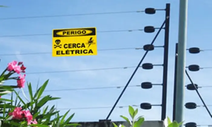 instalacao-cerca-eletrica-04.webp