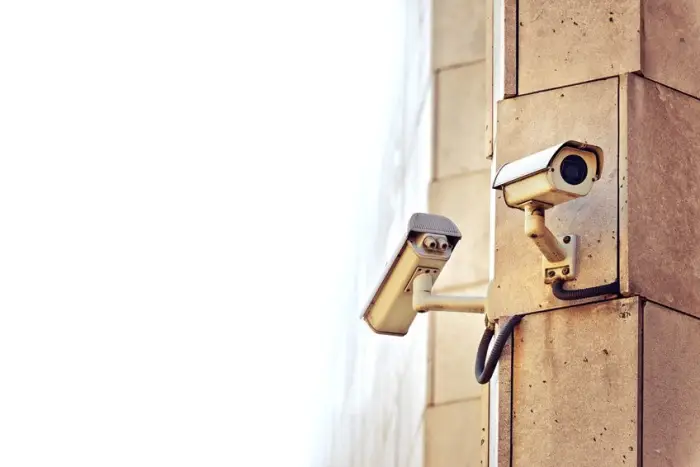 servico-instalacao-cameras-seguranca-09.webp